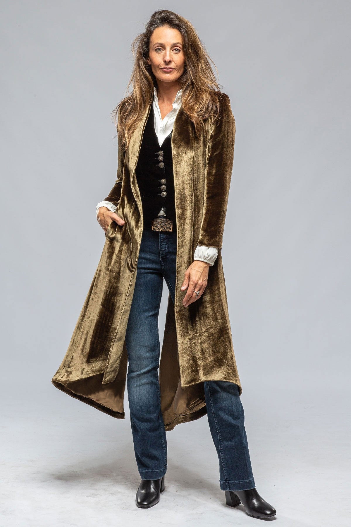 Women's Clothing Velvet Long Cardigan Solid Color Retro Split Coat And Trench Coat Loose Overcoat